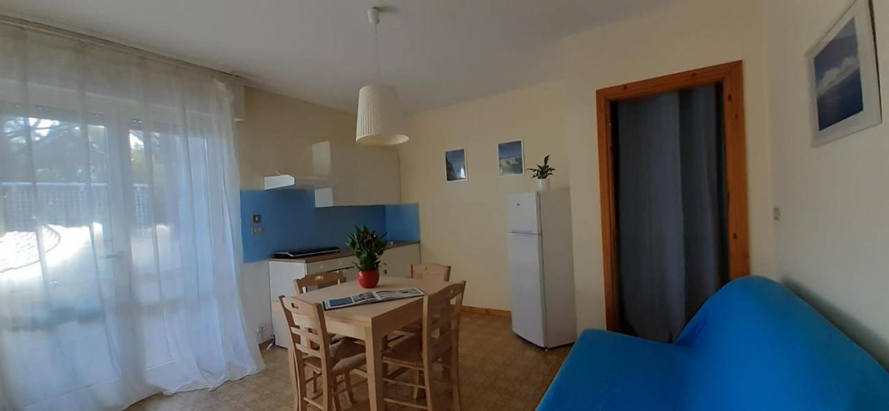 Le Barchette Villa San Cataldo  Buitenkant foto