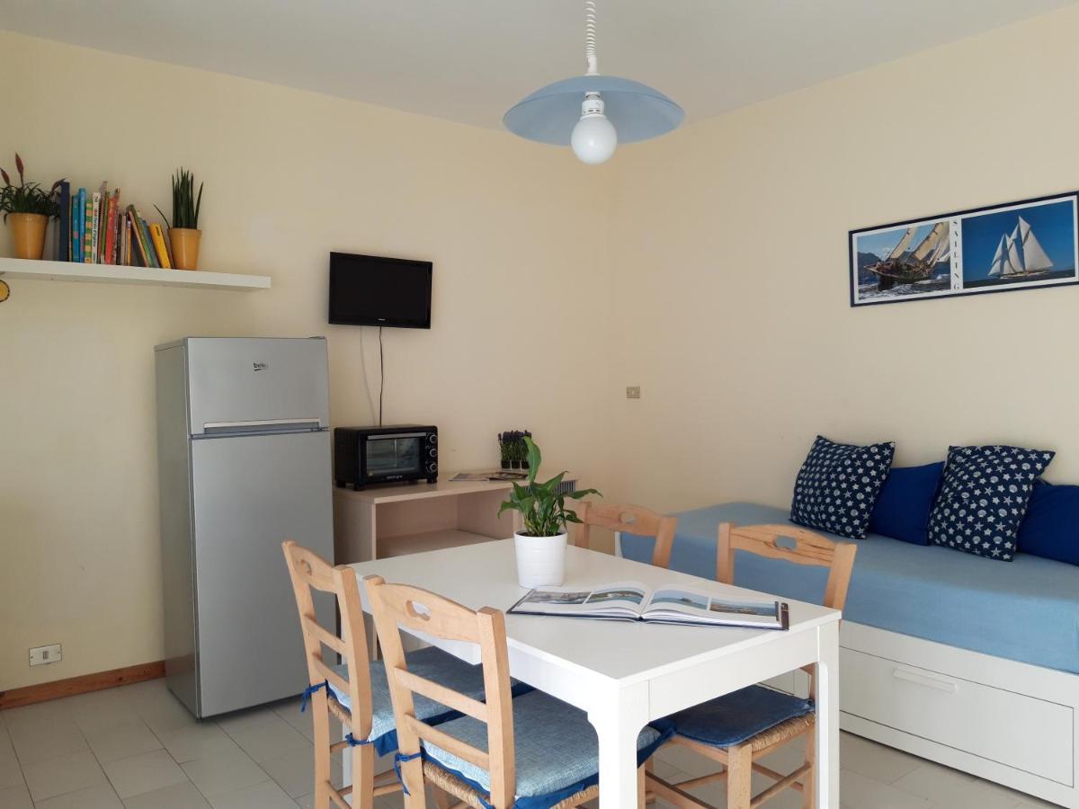 Le Barchette Villa San Cataldo  Buitenkant foto