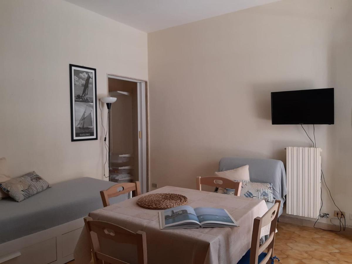 Le Barchette Villa San Cataldo  Buitenkant foto