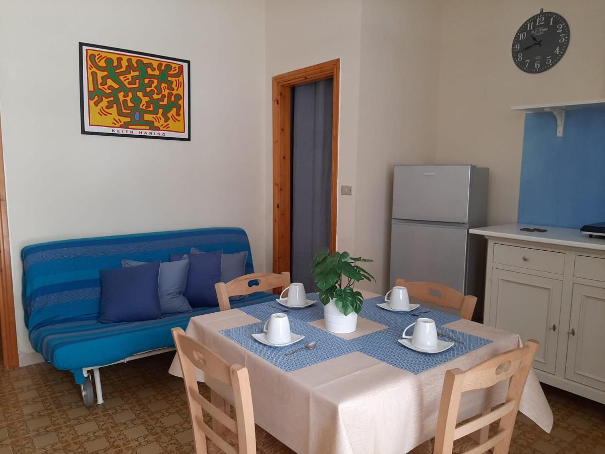 Le Barchette Villa San Cataldo  Buitenkant foto
