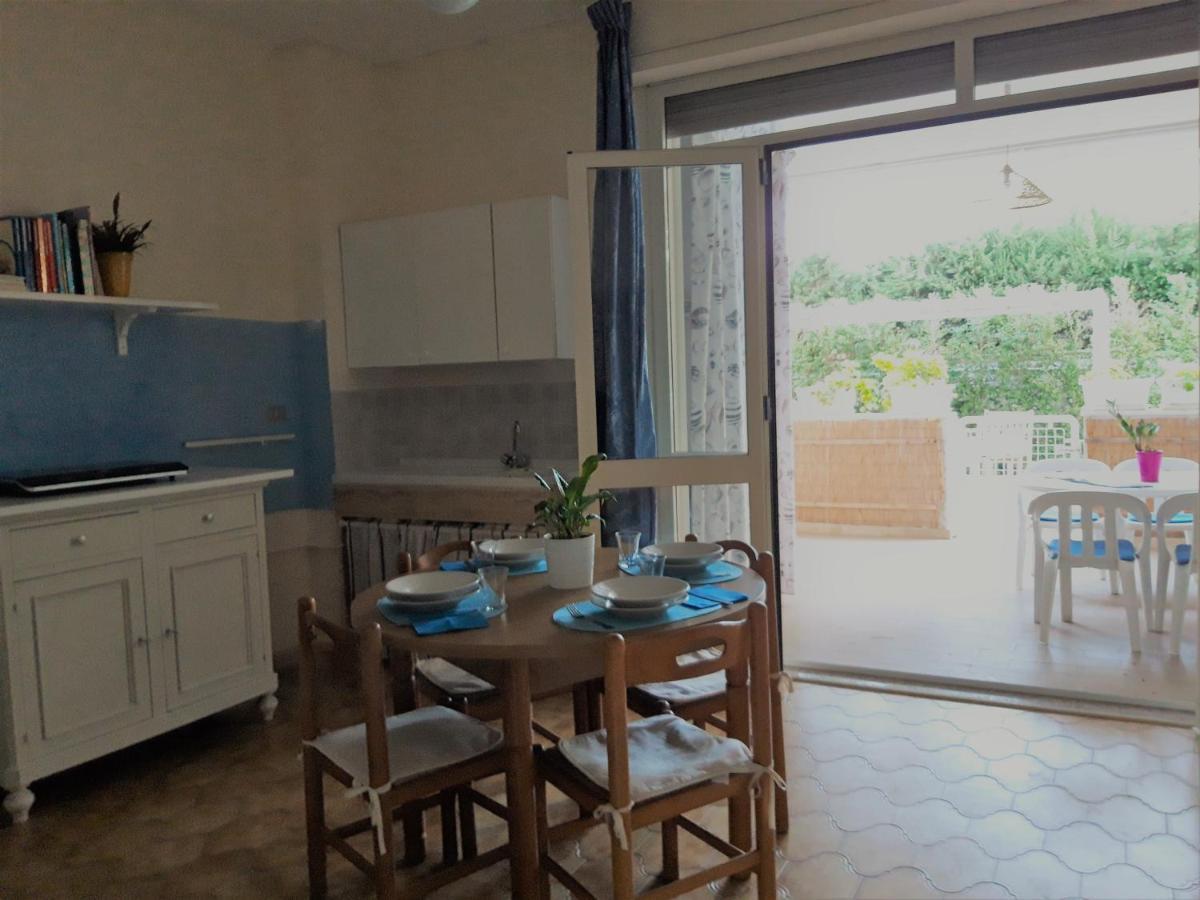 Le Barchette Villa San Cataldo  Buitenkant foto